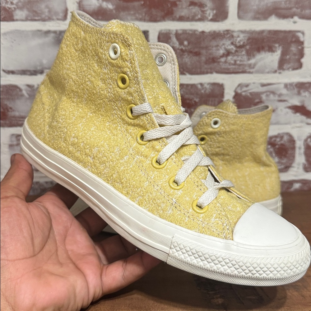 Converse CT All Star High-Top Yellow Jacquard Lace Women's Sz 8